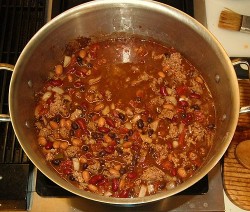 640px-Mmm...chili_(3923085001)